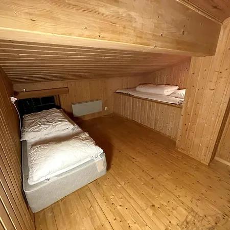 Large 27 Guests With Panoramic View * 헴세달